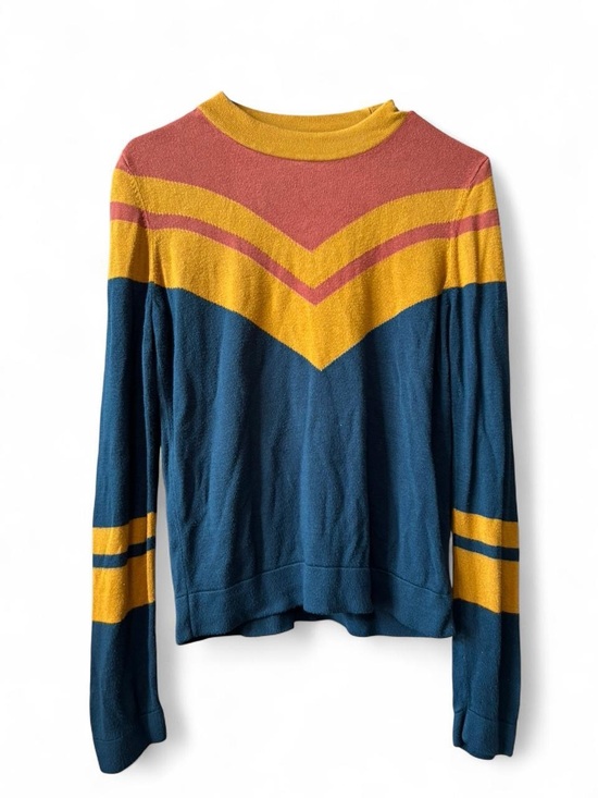 Free People Sweaters - FREE PEOPLE Chevron Vintage inspired sweater